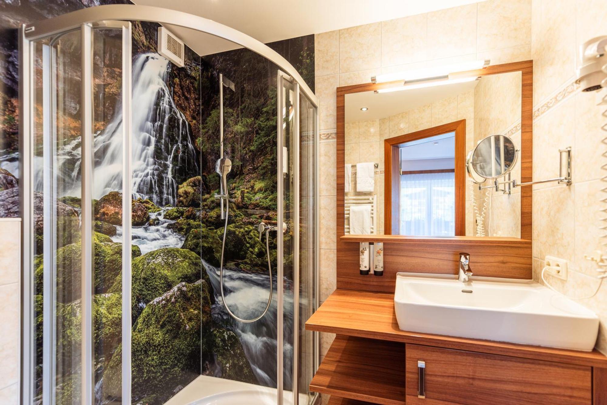 Hotel Lohningerhof Maria Alm am Steinernen Meer Rom bilde