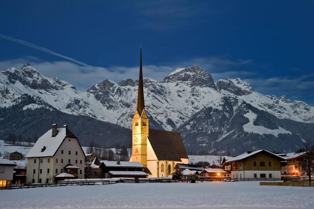 Hotel Lohningerhof Maria Alm am Steinernen Meer Eksteriør bilde